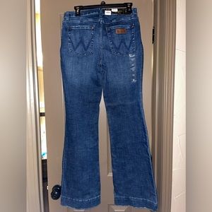 Wrangler Retro Mid Rise Trousers size 9/34